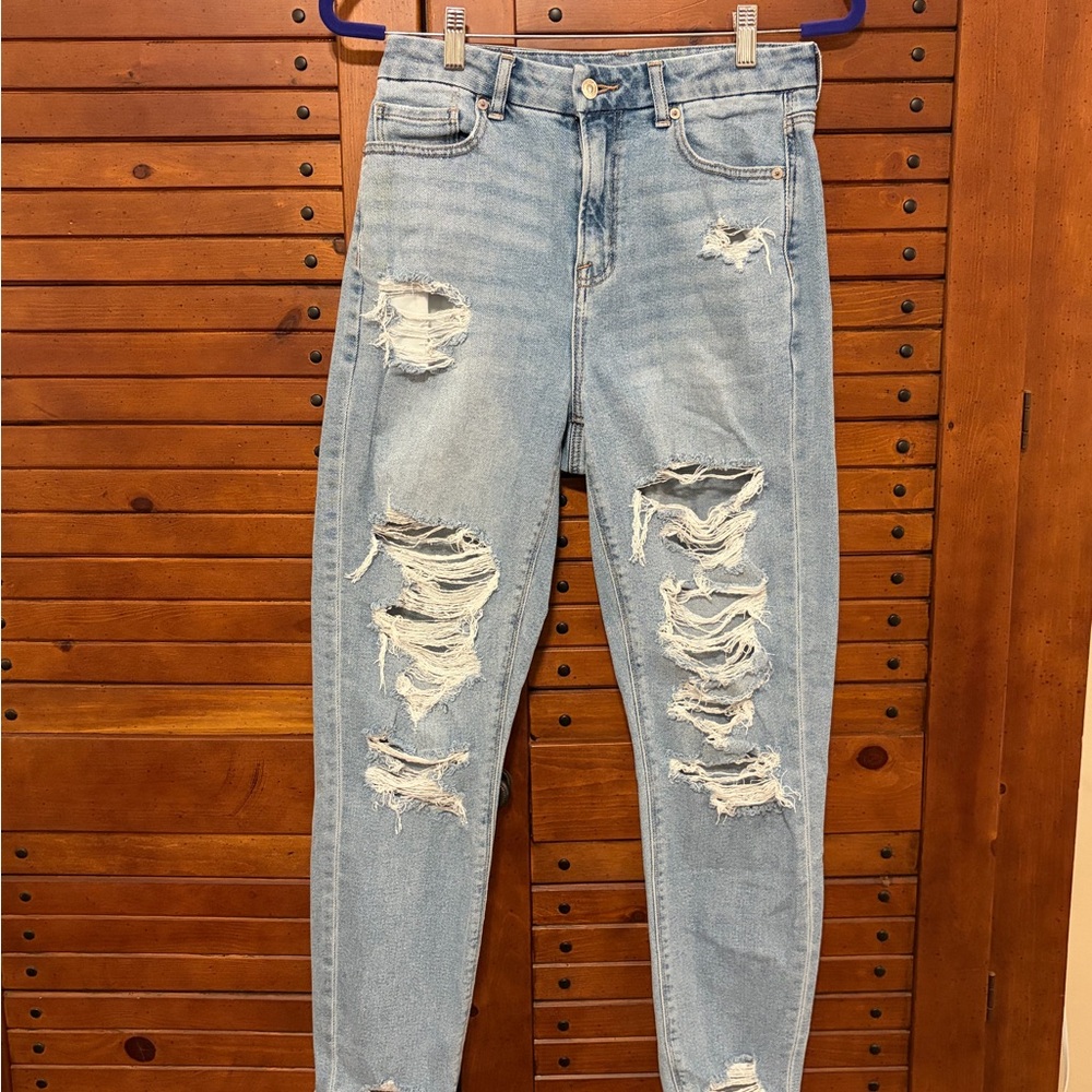 American Eagle Distressed Light Blue Women Jeans